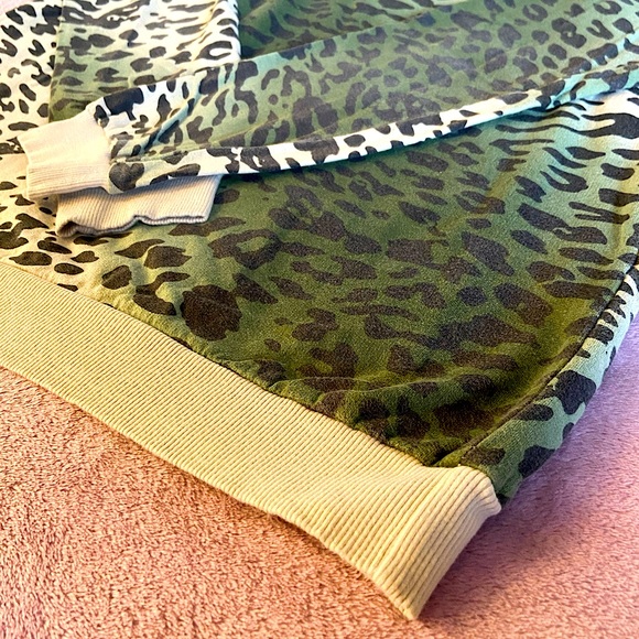 UO Truly Madly Deeply Green Cheetah Print Sweater - Picture 3 of 5